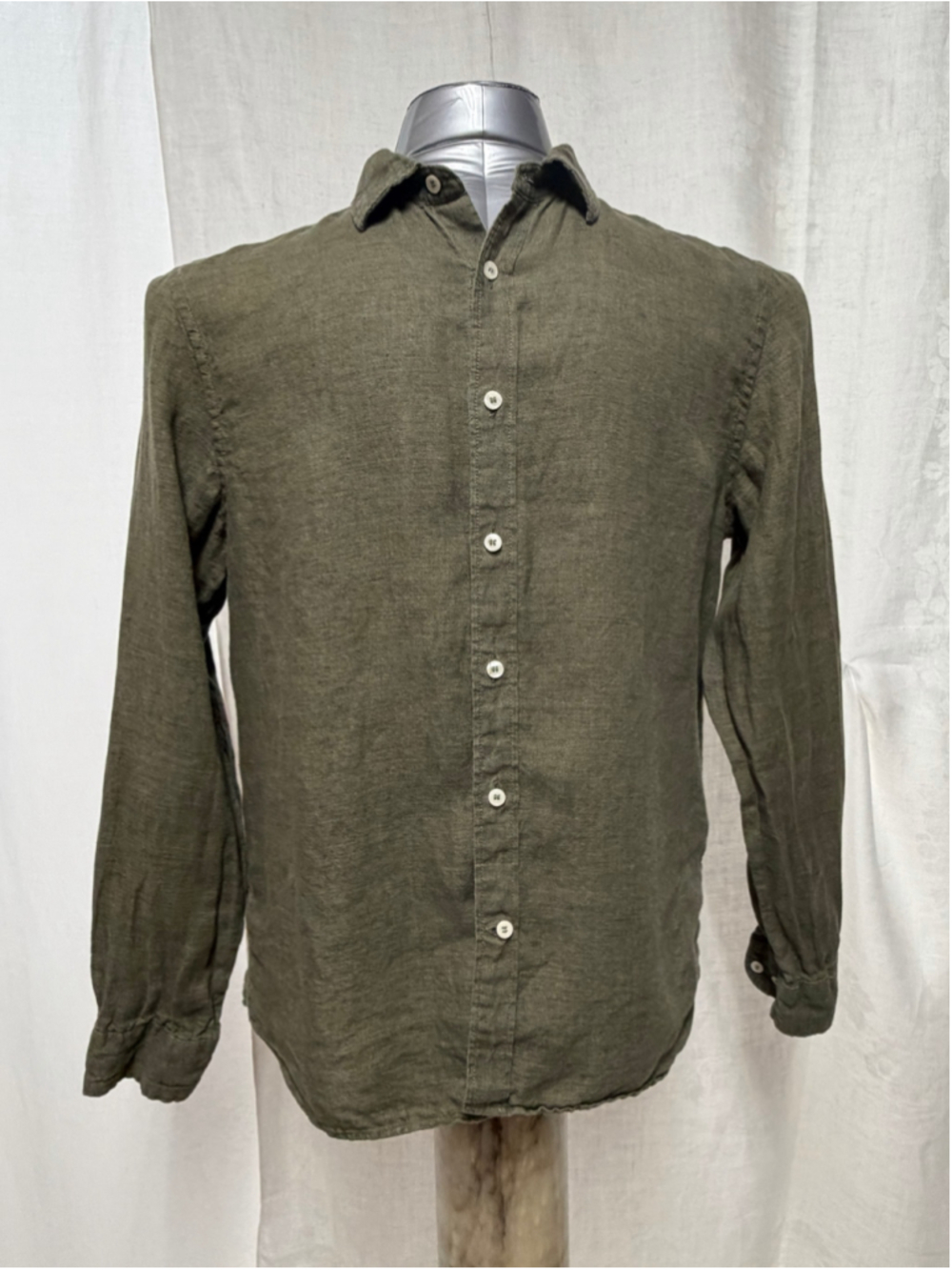 Men's Banana Republic Casual Button Down Linen Shirt Olive green Size M. 1788